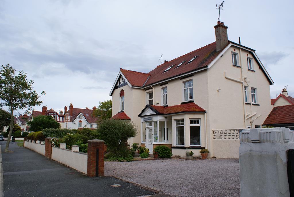 Cleave Court Guest House Llandudno Exterior foto